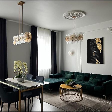 Raina Apartment Gold Jelgava Extérieur photo