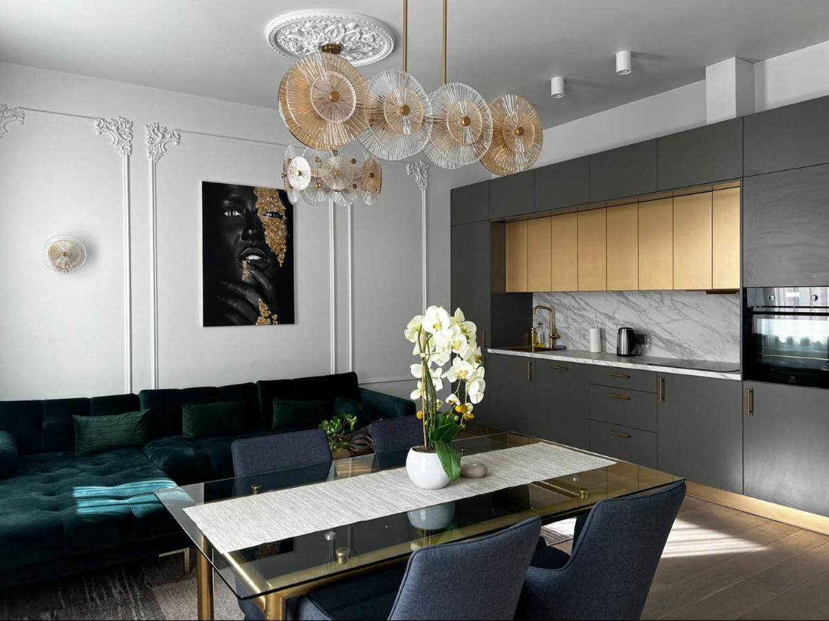 Raina Apartment Gold Jelgava Extérieur photo
